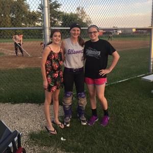 Meet your Posher, Emily