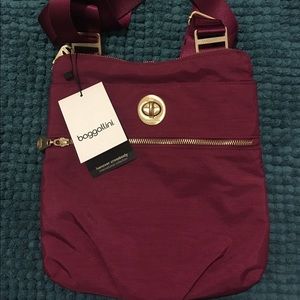 Gold international Collection: Hanover Cross Body