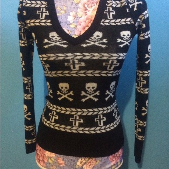 Skull and cross sweater