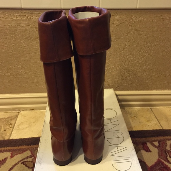Boots - Picture 4 of 5