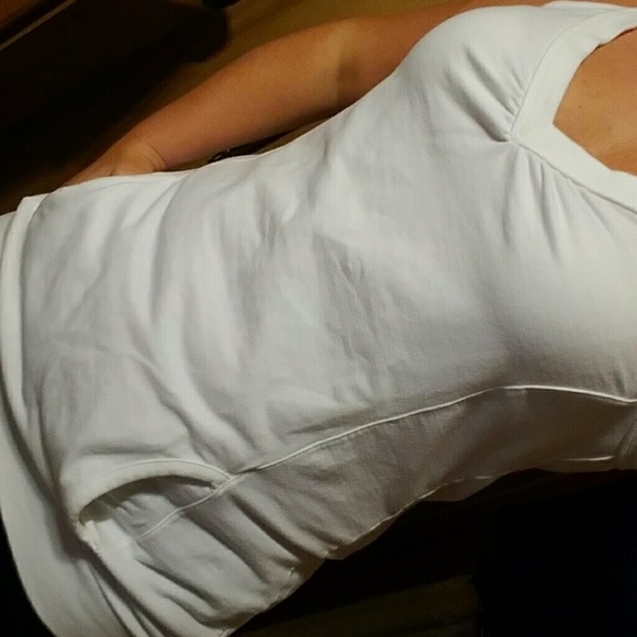 New York & Company Comfort Zone athletic shirt