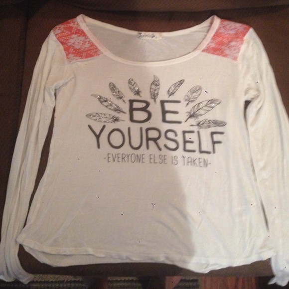 Long Sleeve Shirt. Spots Are On My Camera - Picture 2 of 2