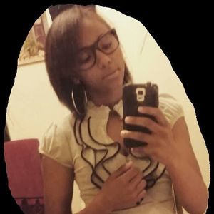 Meet your Posher, Riah