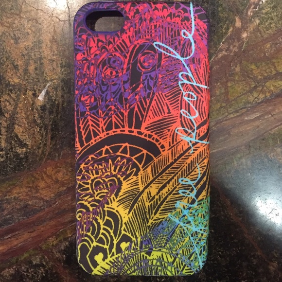Free People Accessories - FREE PEOPLE iPhone 5/5s case