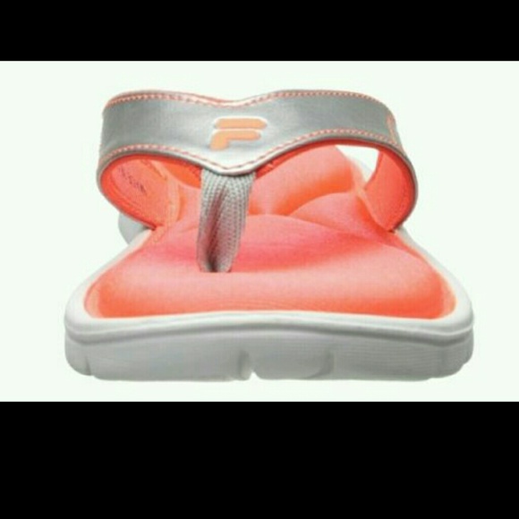 Fila Amazen Memory Foam sandals