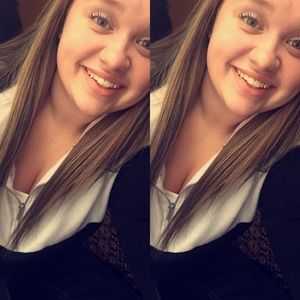 Meet your Posher, Alexia