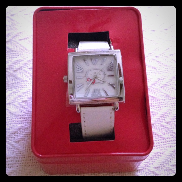 Brand new hello kitty watch. Never worn or used.
