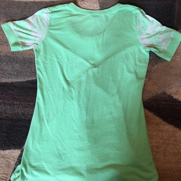 BKE green top! - Picture 2 of 2