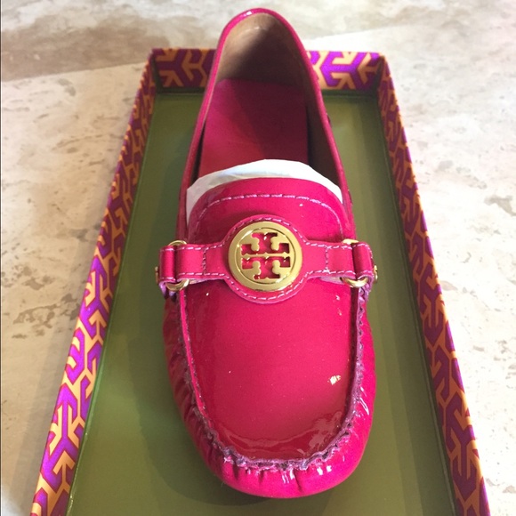 Tory Burch Patent Harrison Driver Orchid Pink