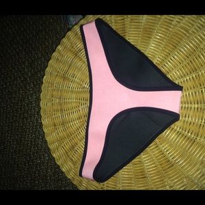 AUTH pink Triangl bottoms