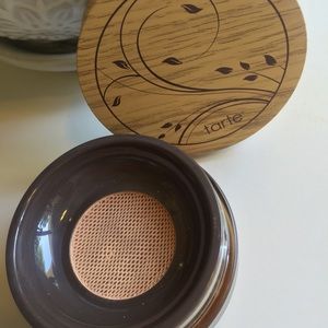 Tarte Powder Foundation in Medium Neutral
