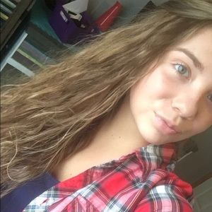 Meet your Posher, Kendra