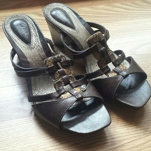Clarks Artisan Leather Shoes  Active Air Amalia