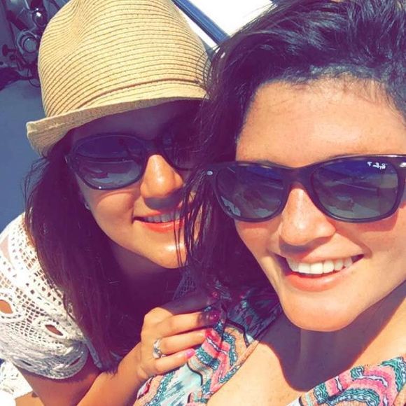 Meet your Posher, Violeta - Picture 1 of 1