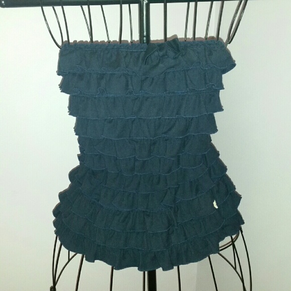 Hollister top