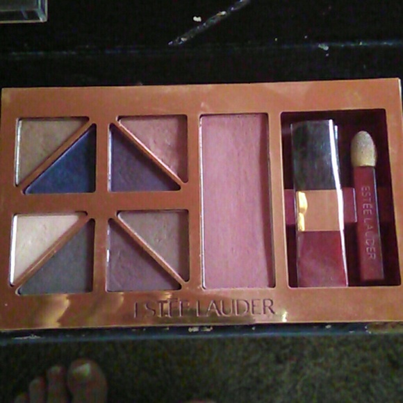 Vintage estee lauder palette - Picture 1 of 3