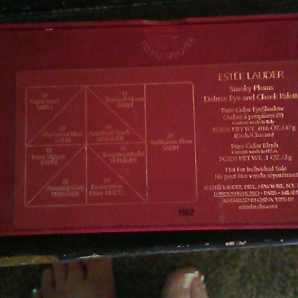 Vintage estee lauder palette - Picture 2 of 3