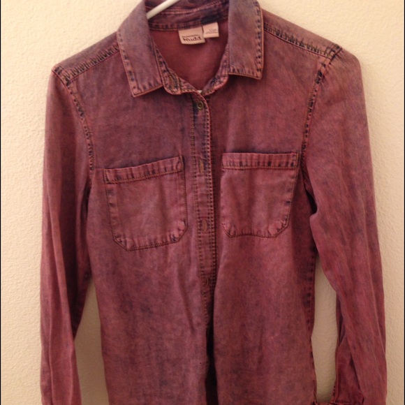 Faded burgundy button up (XS)