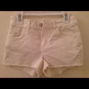H&M white shorts (2)