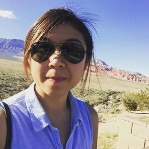 Meet your Posher, Chloe