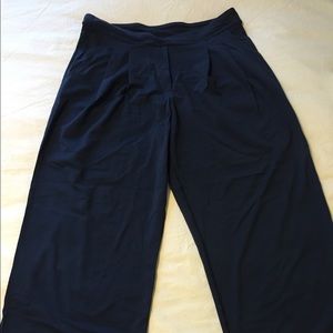 Navy blue wide leg Lululemon ankle length pants