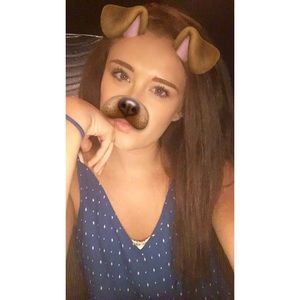 Meet your Posher, Alyssa