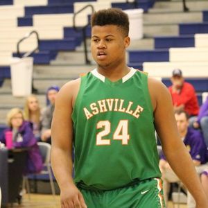 Meet your Posher, Lakeisha