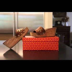 TORY BURCH WEDGES!!!