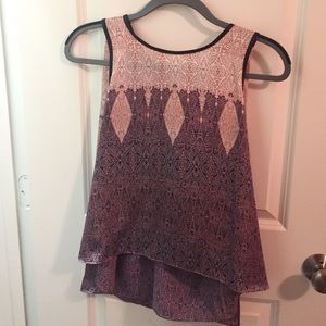 Motif tank top