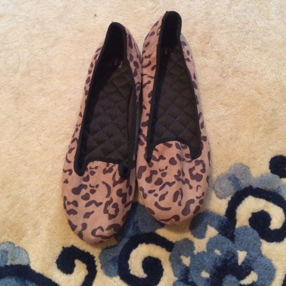 Gap cheetah print loafers