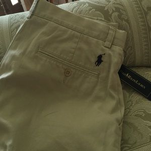 Men's polo shorts waist size 32