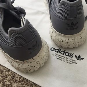 mi Tubular Radial- Women/Originals