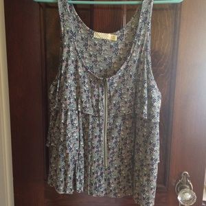 Zip up ruffled shirt