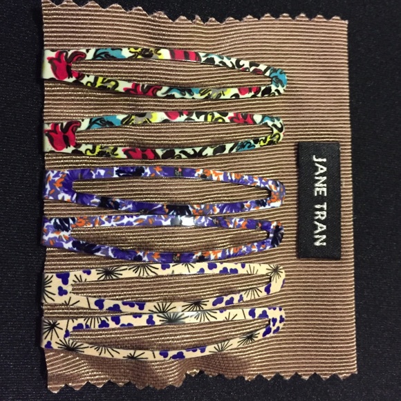 Jane Tran Hair Flower Clips