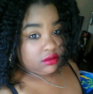 Meet your Posher, Whitney