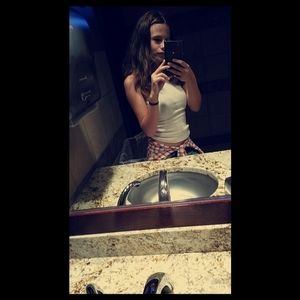 Meet your Posher, Jacinda