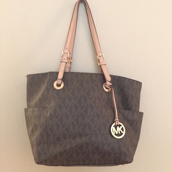 Michael Kors Signature Tote