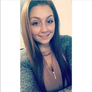 Meet your Posher, Alyssa