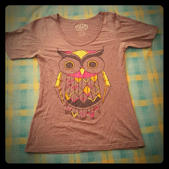 Grey owl t shirt