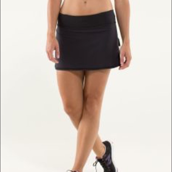 Lulu lemon tennis skirt