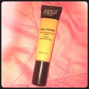 Full size Make Up Forever Concealer Medium