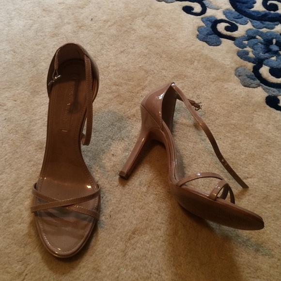 BCBG max azria nude stiletto heels