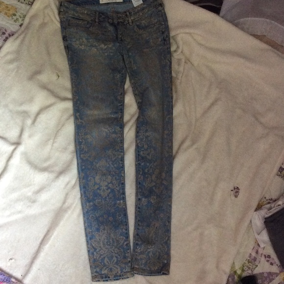 Skinny jeans