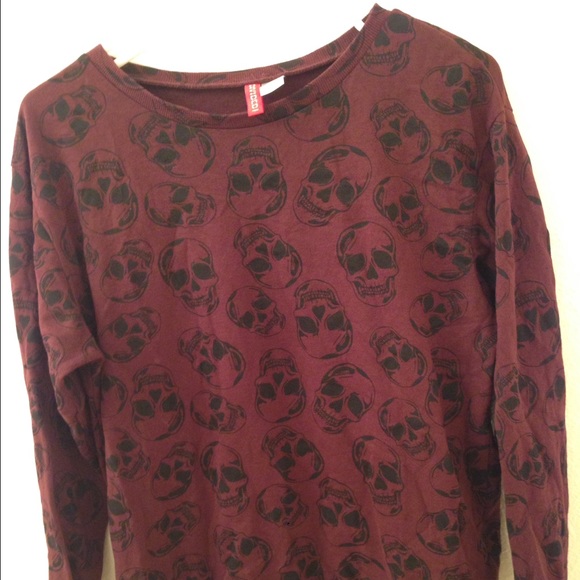 H&M burgundy skull sweater
