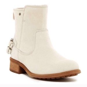 Ugg Australia zip glacier suede booties NEW 7.5