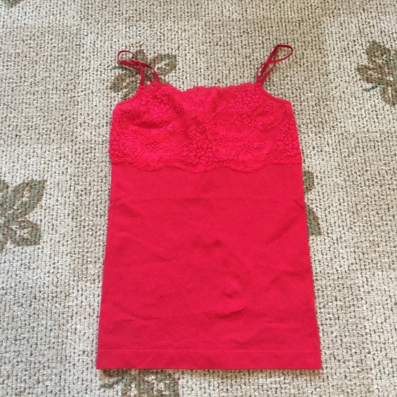 Lot of 3 Super Cute Tank Tops- size XS - Picture 4 of 4