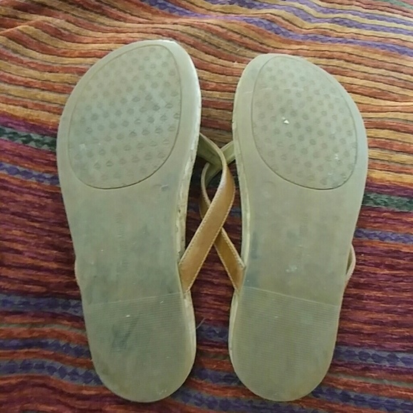 Brown sandals - Picture 2 of 2
