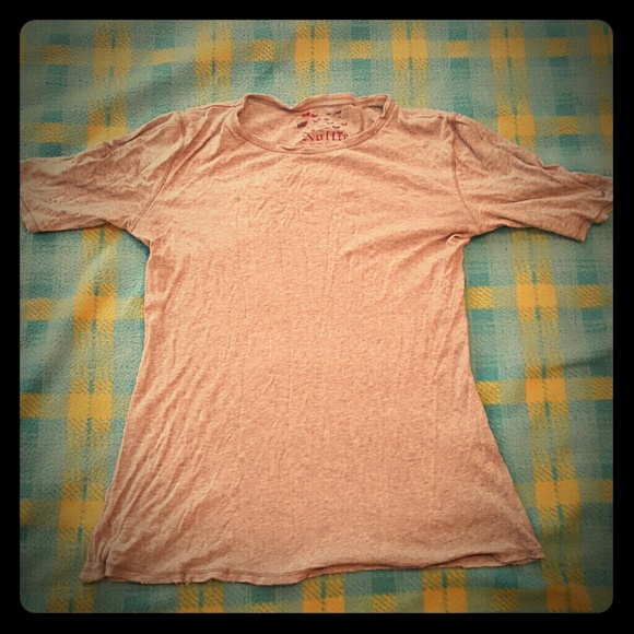 Grey 1/4 sleeve tshirt