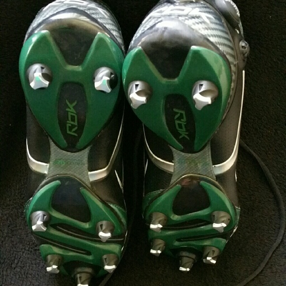 NFL Reebok Cleats - Picture 2 of 4