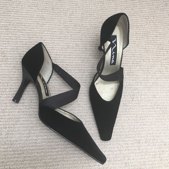 Nina  black velvet pointed Shoes📌📌